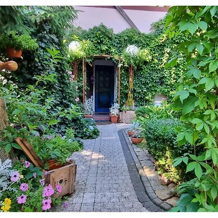 Portowe Zacisze アパート ウストカ