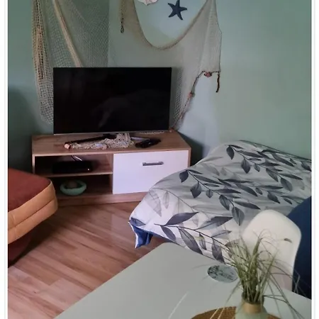 Portowe Zacisze * ウストカ